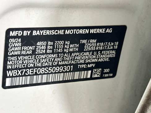 Used 2025 BMW X1 xDrive28i AWD/4WD image 12