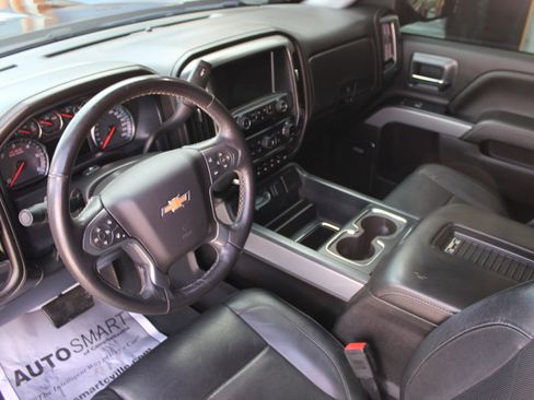 Used 2018 Chevrolet Silverado 1500 LTZ Z71 w/ LTZ Plus Package image 13