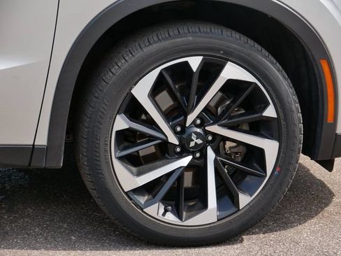 Used 2022 Mitsubishi Outlander SE AWD/4WD image 7