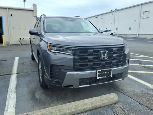 Used 2026 Honda Pilot EX-L image 9