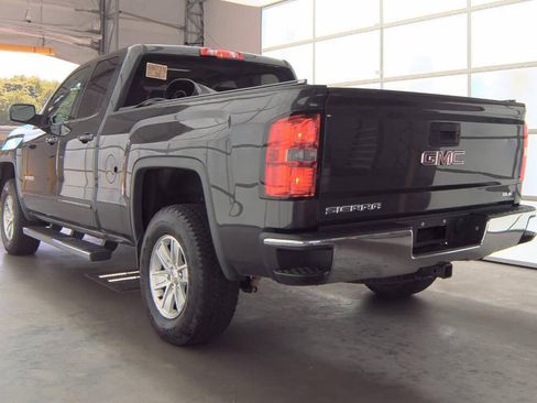 Used 2015 GMC Sierra 1500 SLE w/ SLE Value Package AWD/4WD image 3