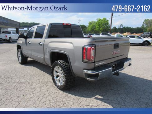 Used 2017 GMC Sierra 1500 SLT w/ SLT Premium Package image 10
