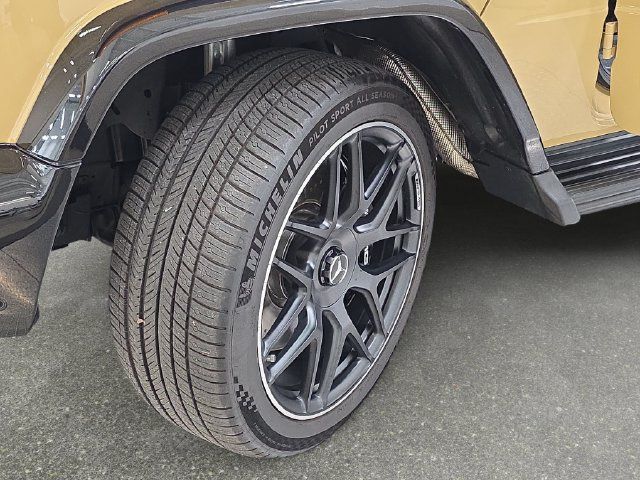 Used 2026 Mercedes-Benz G 63 AMG 4MATIC image 32
