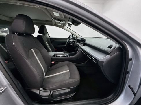 Used 2025 Hyundai Sonata SEL FWD image 32