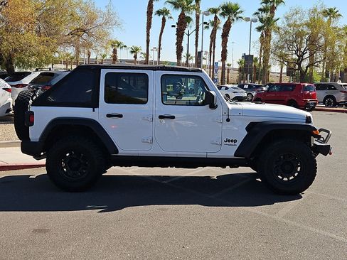 Used 2022 Jeep Wrangler Unlimited Sport AWD/4WD image 6