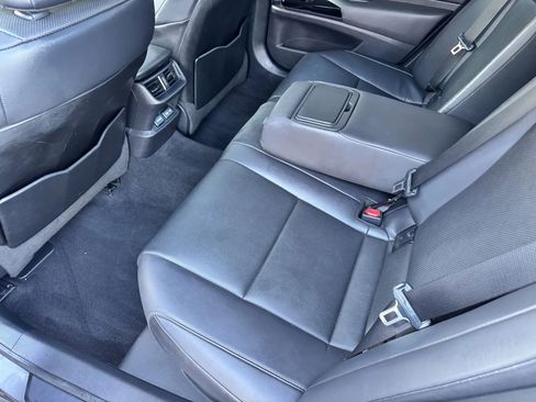 Used 2022 Lexus ES 300h w/ Accessory Package 2 image 23