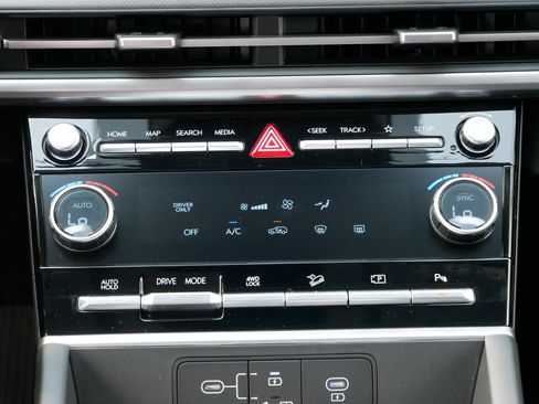 New 2026 Hyundai Santa Fe SE image 11