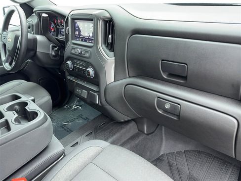 Used 2025 Chevrolet Silverado 1500 Custom image 42