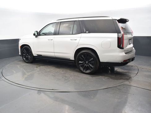 Used 2023 Cadillac Escalade Sport Platinum image 3