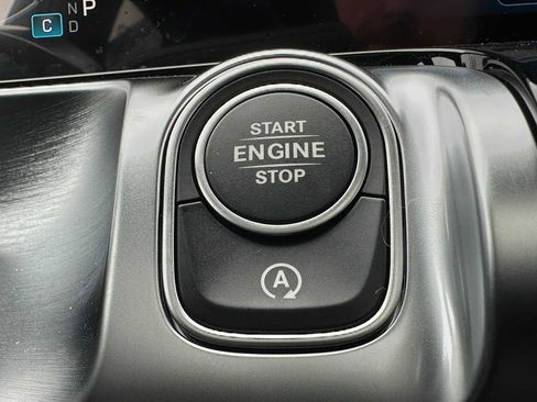 New 2026 Mercedes-Benz GLB 250 4MATIC image 36