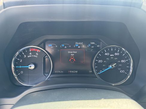 Used 2022 Ford F350 Lariat w/ Lariat Ultimate Package AWD/4WD image 23