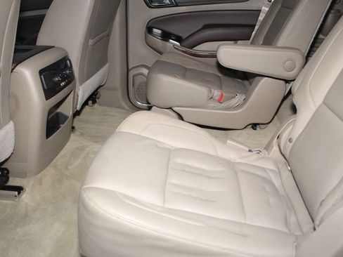 Used 2016 Chevrolet Tahoe LT image 5