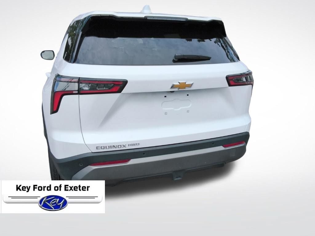 Used 2026 Chevrolet Equinox LT AWD/4WD image 12