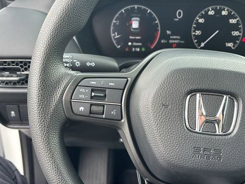 Certified 2026 Honda HR-V LX image 17