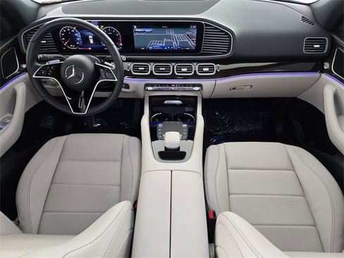 Used 2024 Mercedes-Benz GLE 350 4MATIC image 4