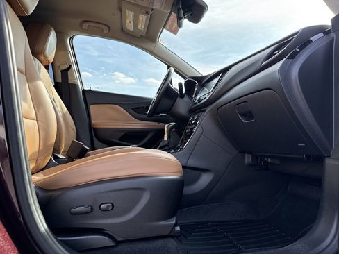 Used 2018 Buick Encore Essence image 29