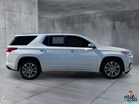 Certified 2021 Chevrolet Traverse Premier w/ LPO, Cargo Package FWD image 8