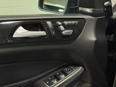 Used 2017 Mercedes-Benz GLE 350 4MATIC image 11