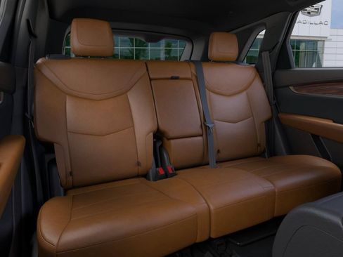 New 2026 Cadillac XT5 Premium Luxury w/ LPO, Floor Liner Package AWD/4WD image 17