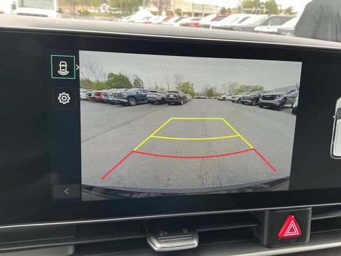 New 2026 Kia Carnival EX FWD image 22