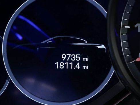 Certified 2022 Porsche Panamera Turbo S image 9