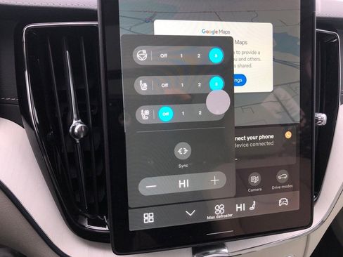 New 2026 Volvo XC60 B5 Ultra w/ Protection Package Premier image 26