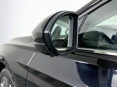 Used 2024 Volkswagen Jetta SE FWD image 16
