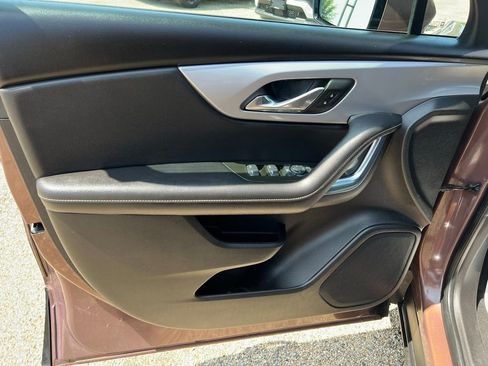 Used 2023 Chevrolet Blazer LT w/ Driver Confidence Package image 25