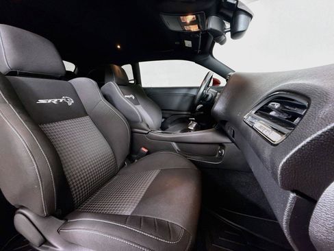 Used 2019 Dodge Challenger SRT Hellcat RWD image 23