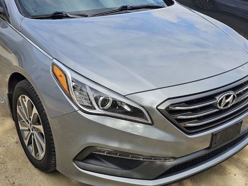 Used 2015 Hyundai Sonata Sport w/ Option Group 03 FWD image 6