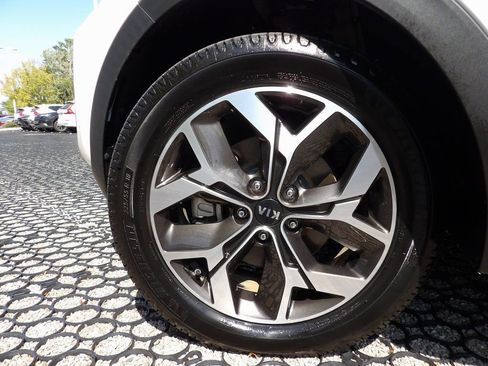 Used 2020 Kia Sportage EX image 26