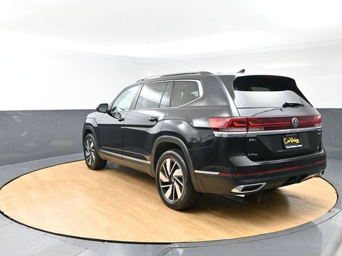 Used 2024 Volkswagen Atlas SEL AWD/4WD image 47