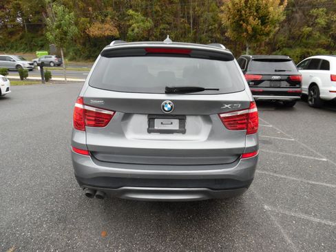 Used 2017 BMW X3 xDrive28i image 4