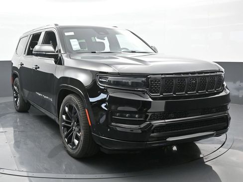 Used 2024 Jeep Grand Wagoneer Series II w/ Quick Order Packagew 28T image 9