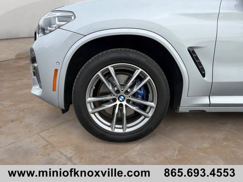 Used 2018 BMW X3 M40i w/ Premium Package image 9