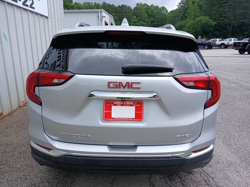 Used 2020 GMC Terrain SLT AWD/4WD image 4
