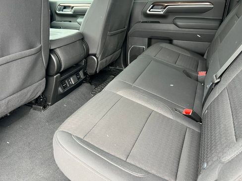 Used 2025 Chevrolet Silverado 2500 LT w/ Convenience Package image 11