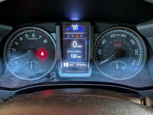 Used 2022 Toyota Tacoma TRD Sport image 11