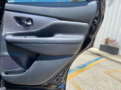 Used 2019 Nissan Murano SL FWD image 22