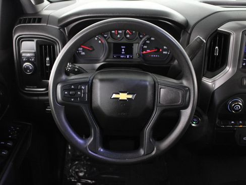 Used 2024 Chevrolet Silverado 1500 Custom RWD image 9
