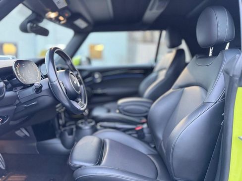 Used 2022 MINI Cooper S image 16