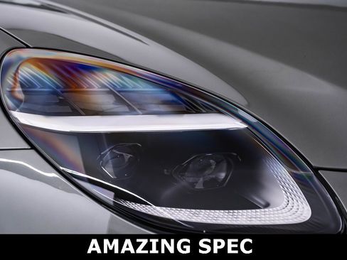 Used 2026 Aston Martin V8 Vantage Roadster image 6