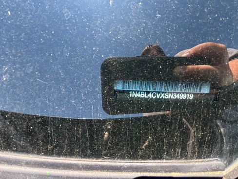 Used 2025 Nissan Altima 2.5 SR image 10