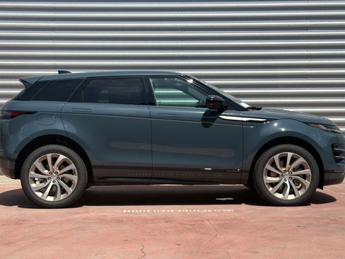 New 2026 Land Rover Range Rover Evoque Hoxton AWD/4WD image 8
