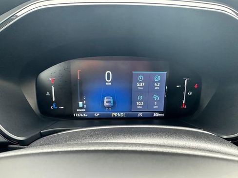 Used 2025 Ford Escape ST-Line image 18