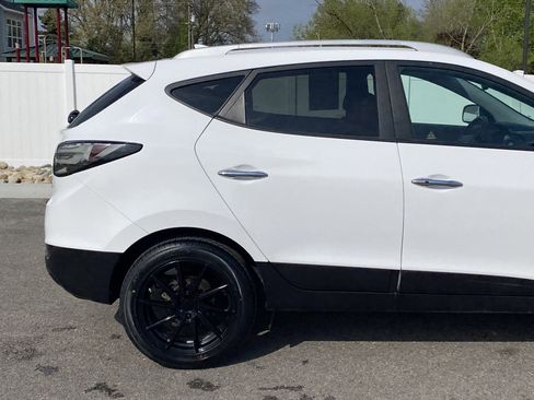 Used 2015 Hyundai Tucson Limited image 6
