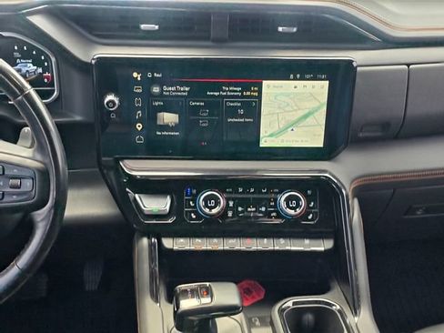 Used 2023 GMC Sierra 1500 AT4 w/ AT4 Premium Package AWD/4WD image 16