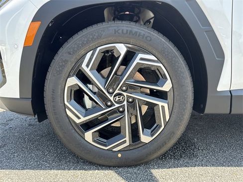 New 2026 Hyundai Tucson Limited image 11