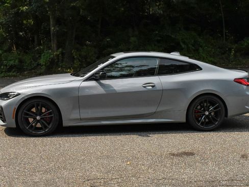 Used 2023 BMW 440i xDrive Coupe w/ Premium Package AWD/4WD image 4