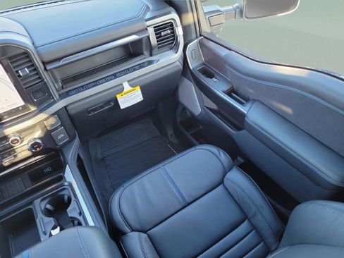 New 2026 Ford F250 Platinum image 10